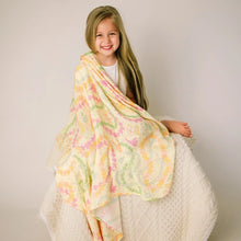 Lei Day in Sand Hawaiian Aloha Theme Bamboo Cotton blend Blanket
