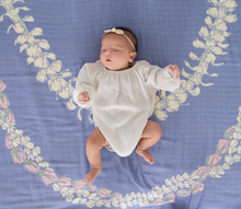 Lei Punahele Bamboo and Cotton blend Throw Blanket