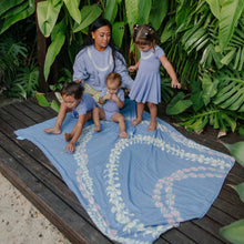 Lei Punahele Bamboo and Cotton blend Throw Blanket