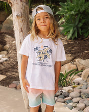 Beachin' Sunrise to Sunset Vintage Tee in White