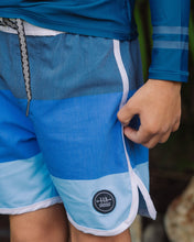 Scallop Boardshort in Navy