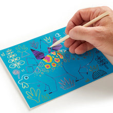 Scratch & Sparkle Art Kit - Mighty Dinosaurs