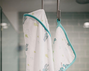 Honu Honi Hooded Towel & Wash Cloth Set