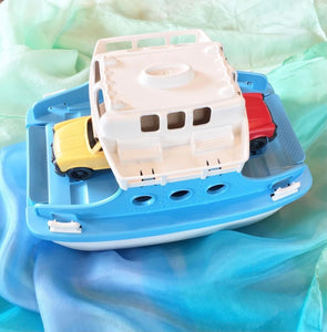 Ferry Boat in White/Blue with 2 Cars Included