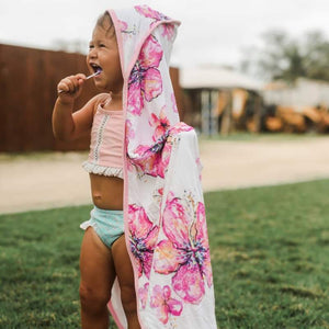 Hibiscus Kiss Hooded Towel and Wash Cloth Set